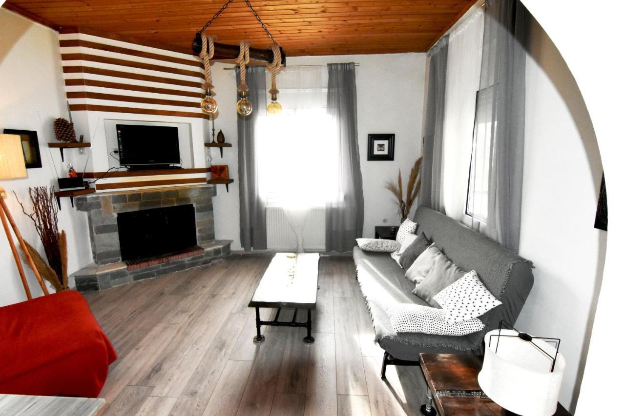 Casa Katina , Villa In Lagana, Agrilia Area 라가나스 외부 사진